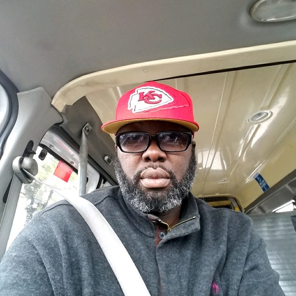 Meet your Posher, Echezona - Picture 1 of 1